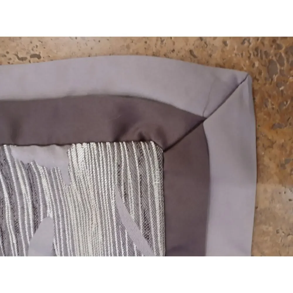 Simply Vera Wang 2 Set Pillow‎ Shams Purple MAUVE Standard Pillowcase Luxe Sheen